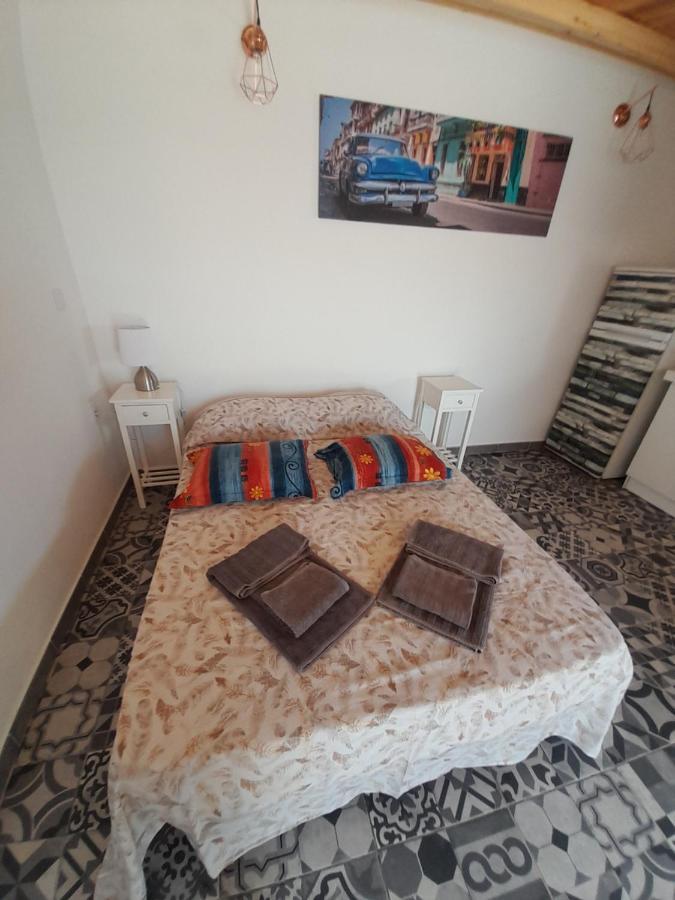 Estudio Dominicana In Albufeira Gale Exteriér fotografie