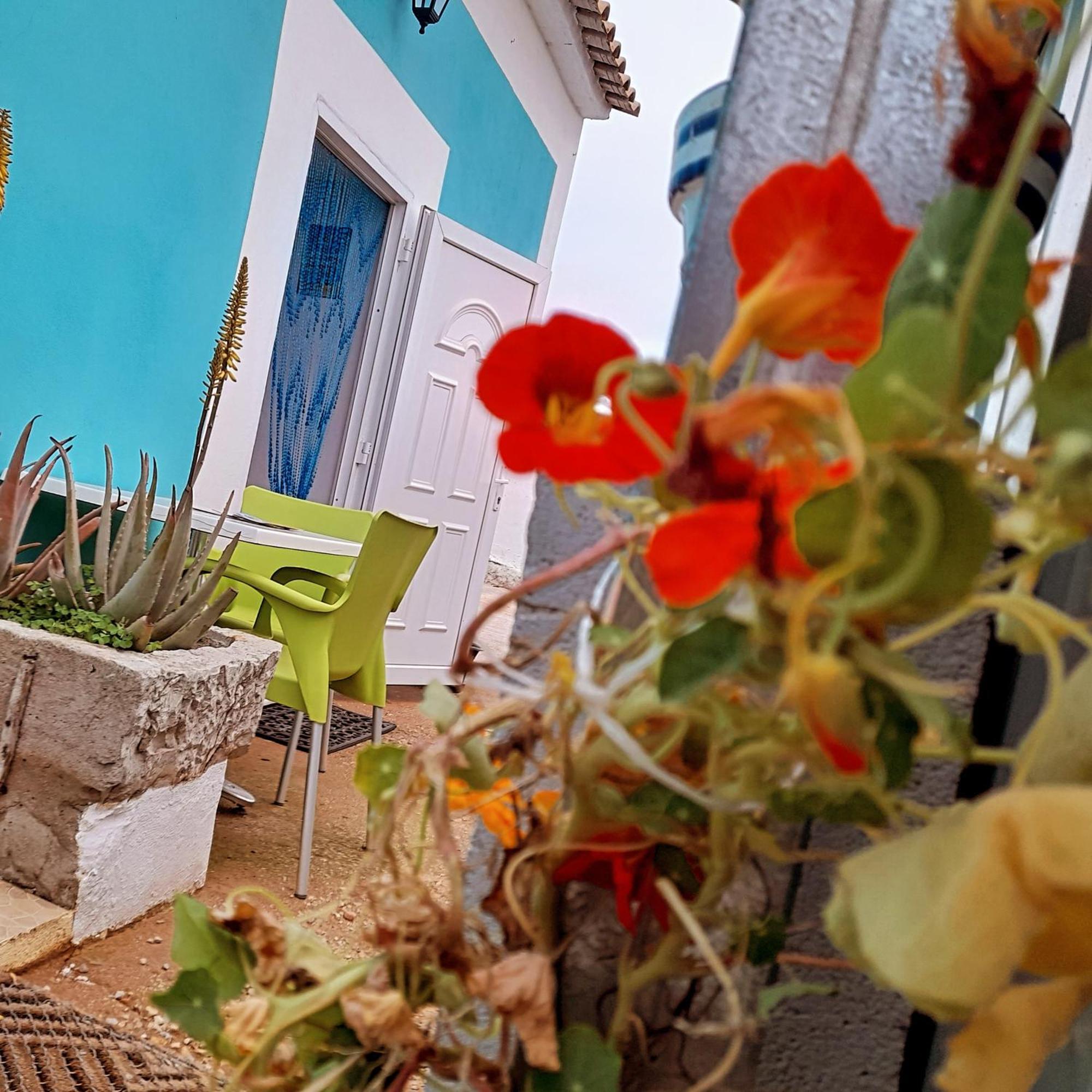 Estudio Dominicana In Albufeira Gale Exteriér fotografie